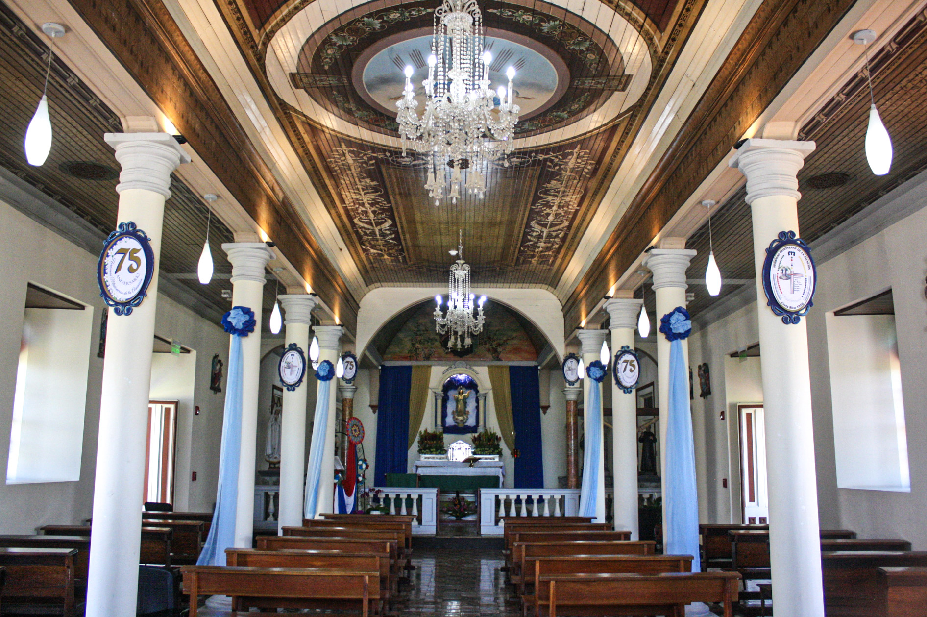 Interior del Templo