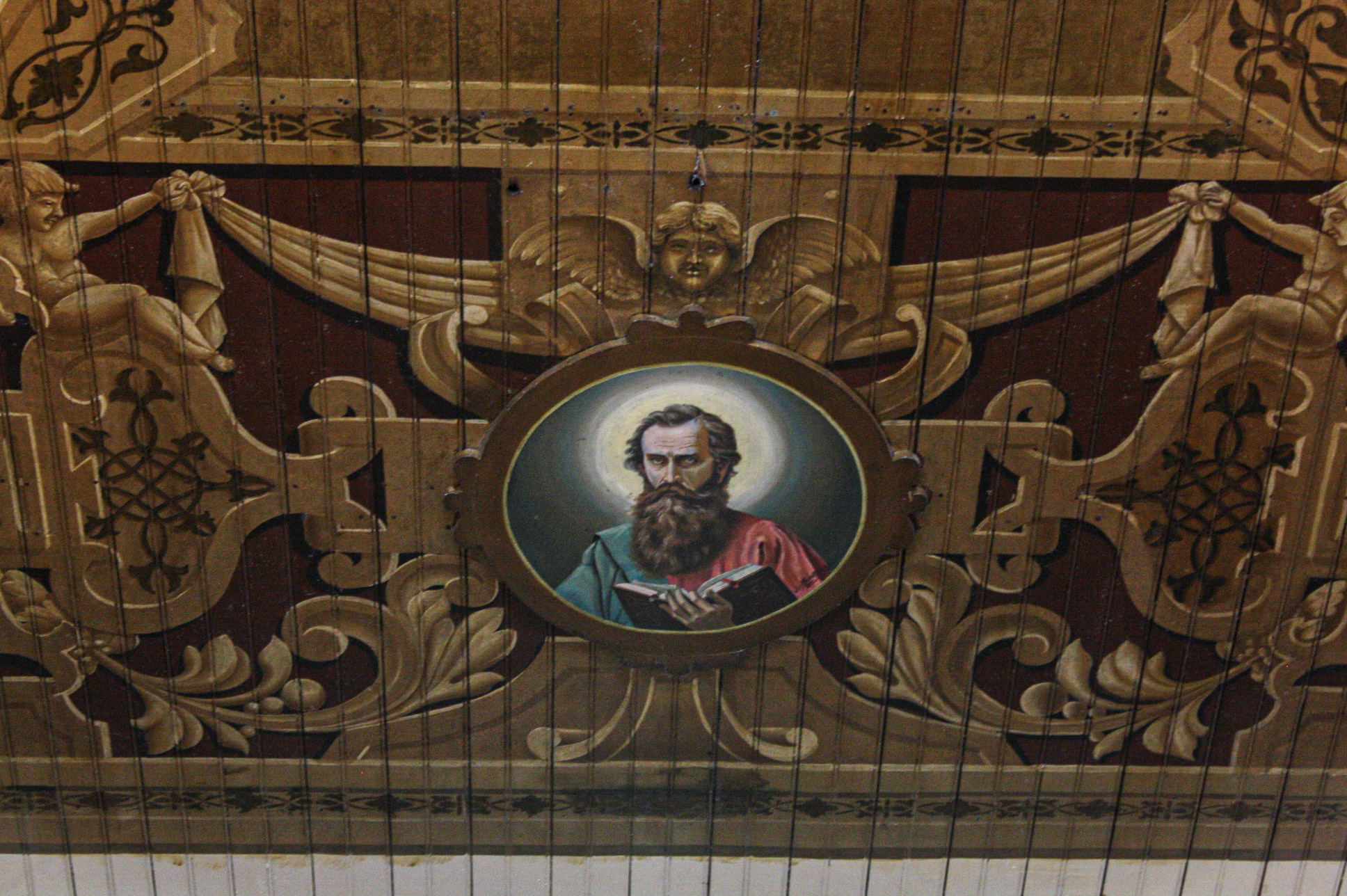 Detalle de la pintura del apóstol San Pablo en el cielo del Templo