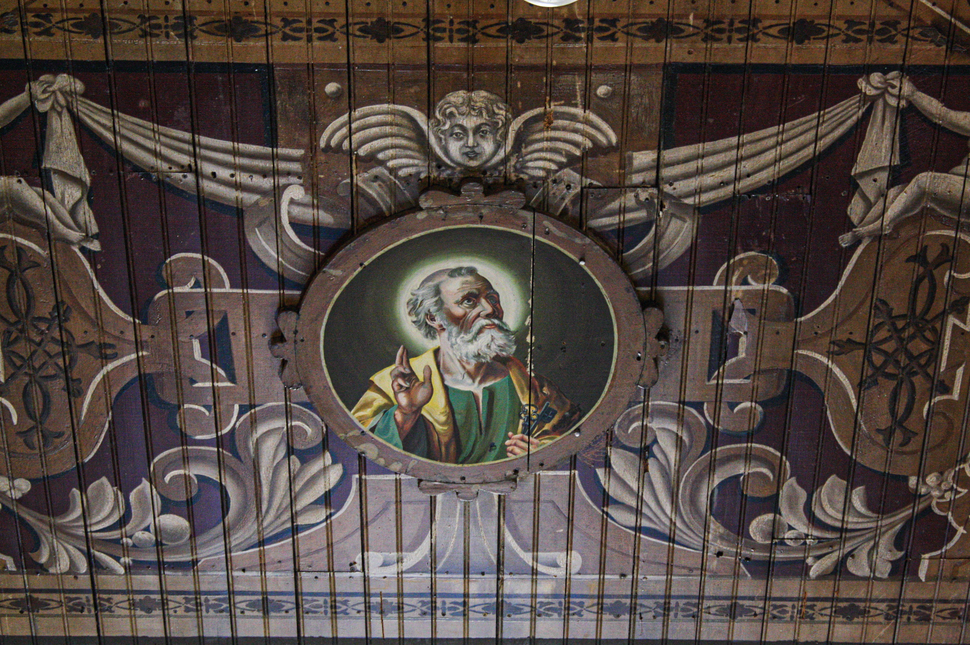 Detalle de la pintura del apóstol San Pedro en el cielo del Templo